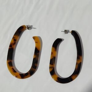 Brown and Black Oval Hoop Earrings with Tortoiseshell Pattern